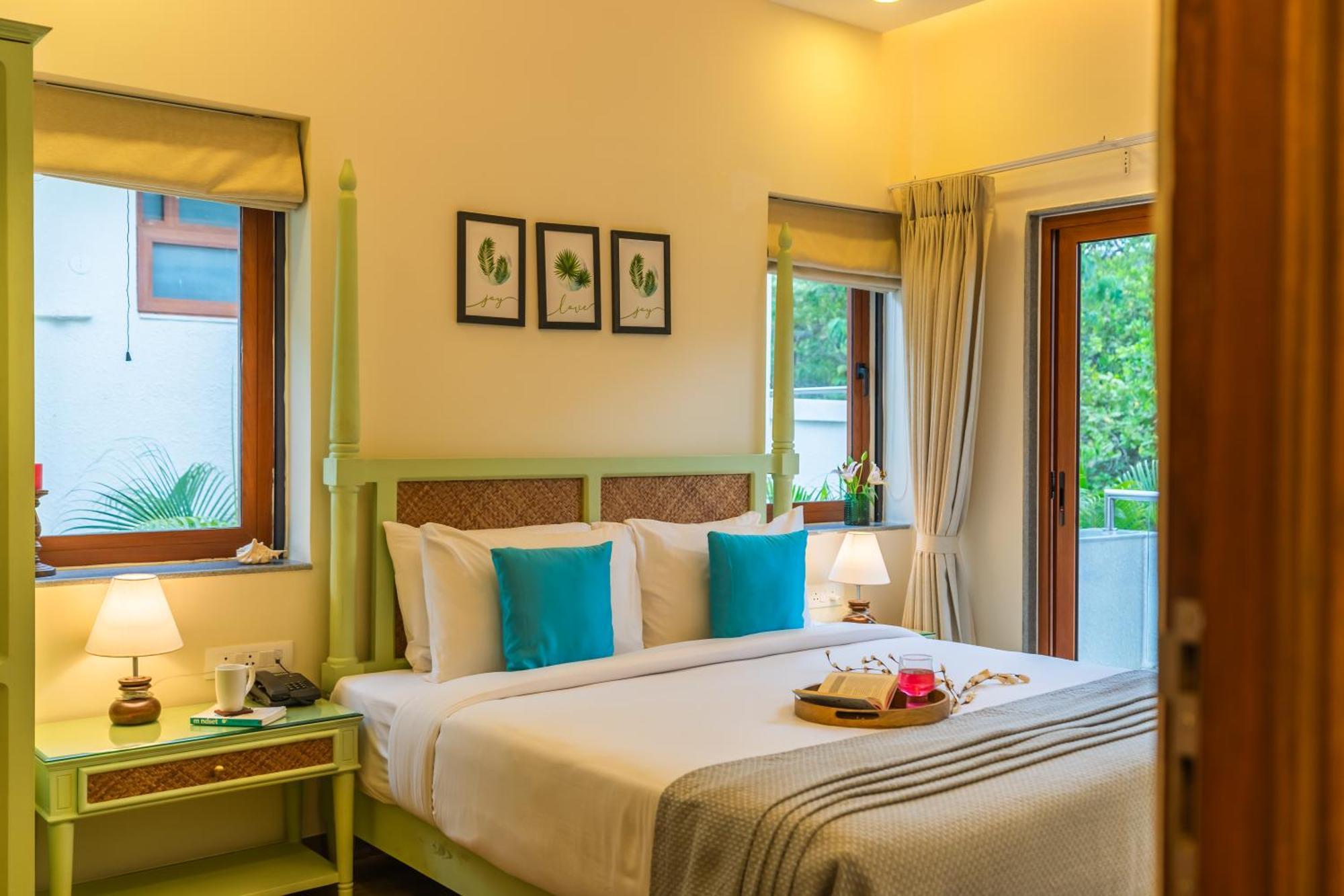 Elivaas 3 Bhk Pvt Pool & Bar - Villa Valerie Oxel 외부 사진