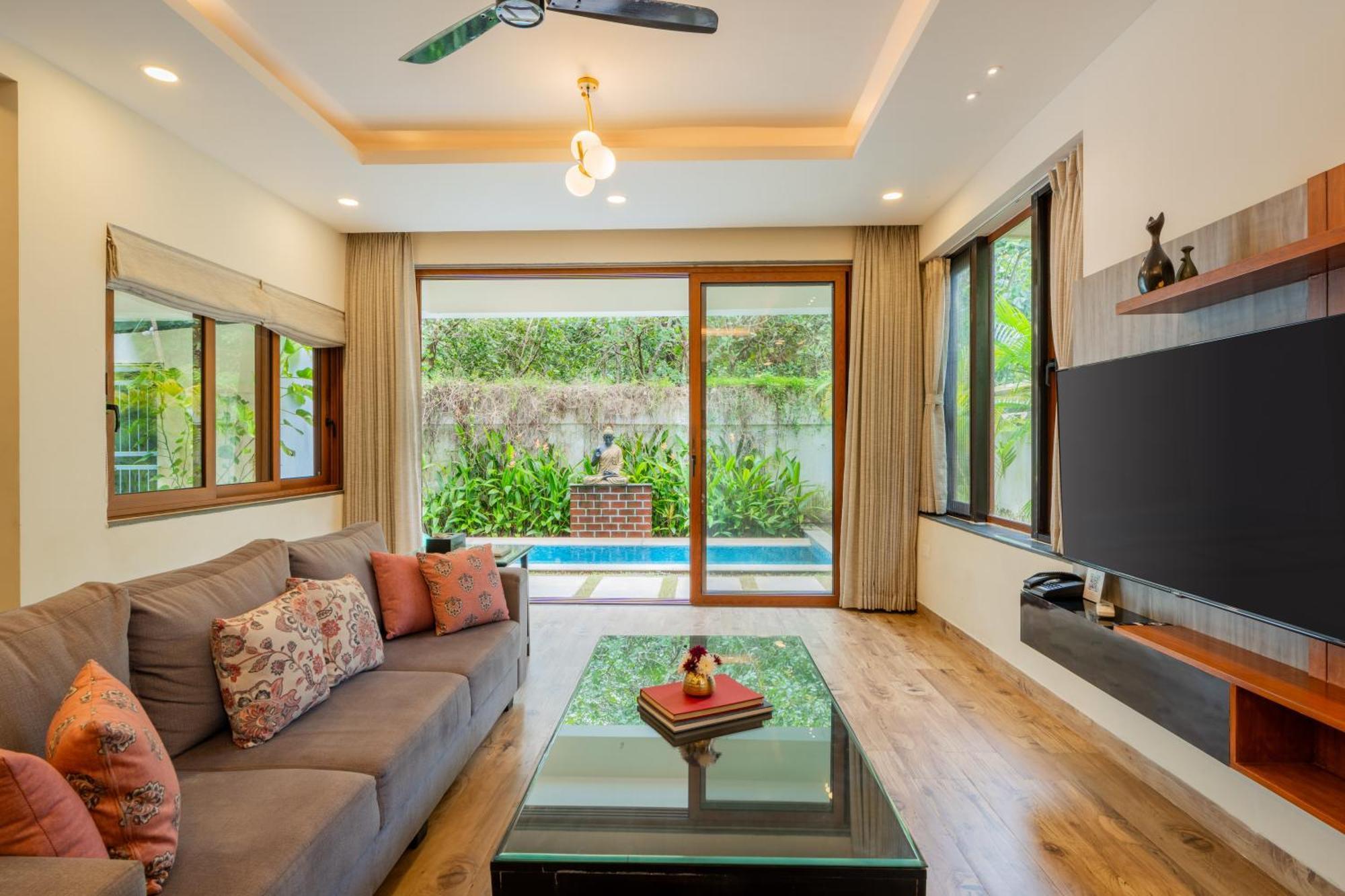 Elivaas 3 Bhk Pvt Pool & Bar - Villa Valerie Oxel 외부 사진