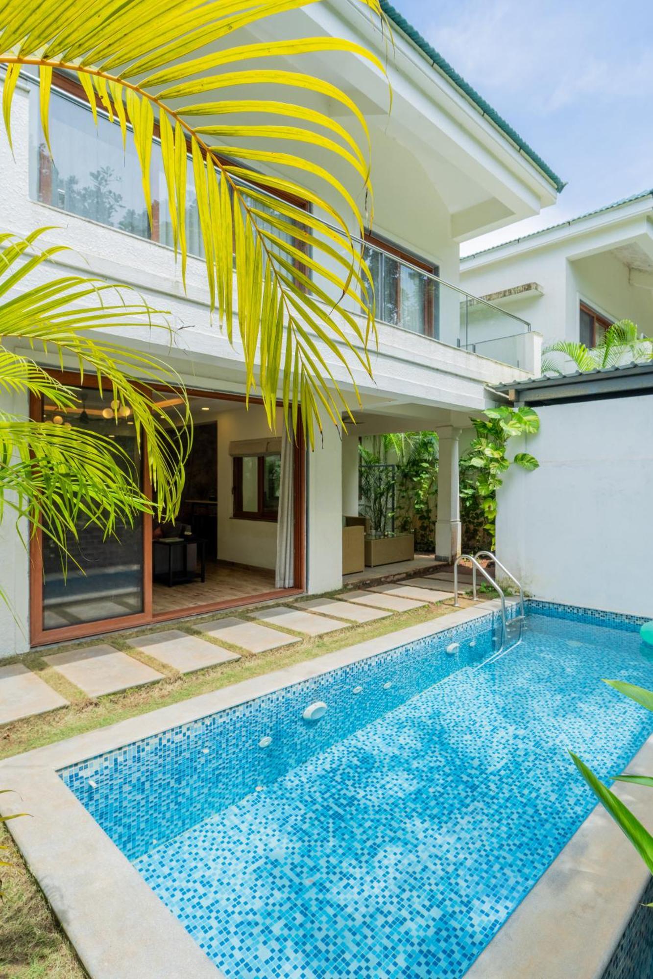 Elivaas 3 Bhk Pvt Pool & Bar - Villa Valerie Oxel 외부 사진